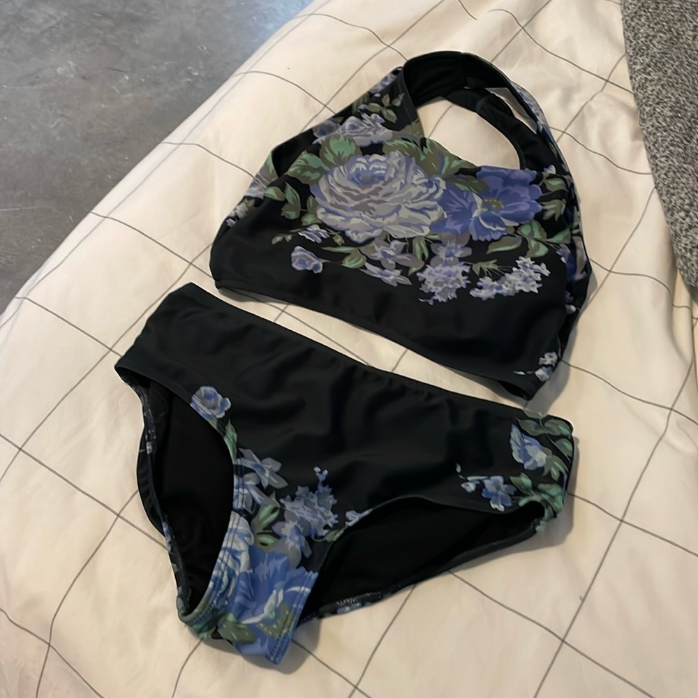 Albion Fit bikini set